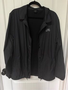 Nike SB Black Lightweight Coach Jacket